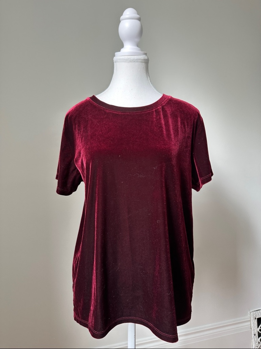 ABERCROMBIE‎ & FITCH Red Velvet Holiday Preppy Short Sleeve Size Medium